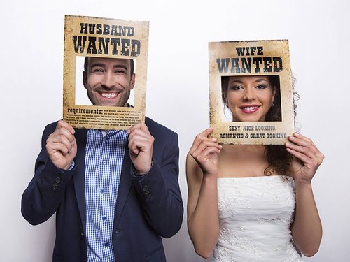 Foto rekwizyty Husband Wanted/Wife Wanted - 2 elem.